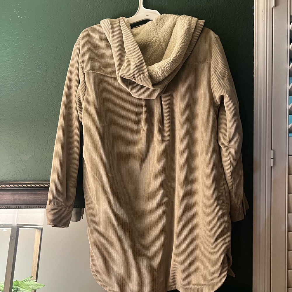 Jacket - Picture 3 of 3